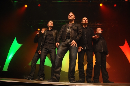 Live_3155.jpg - wise guys Live_3155.jpg - wise guys